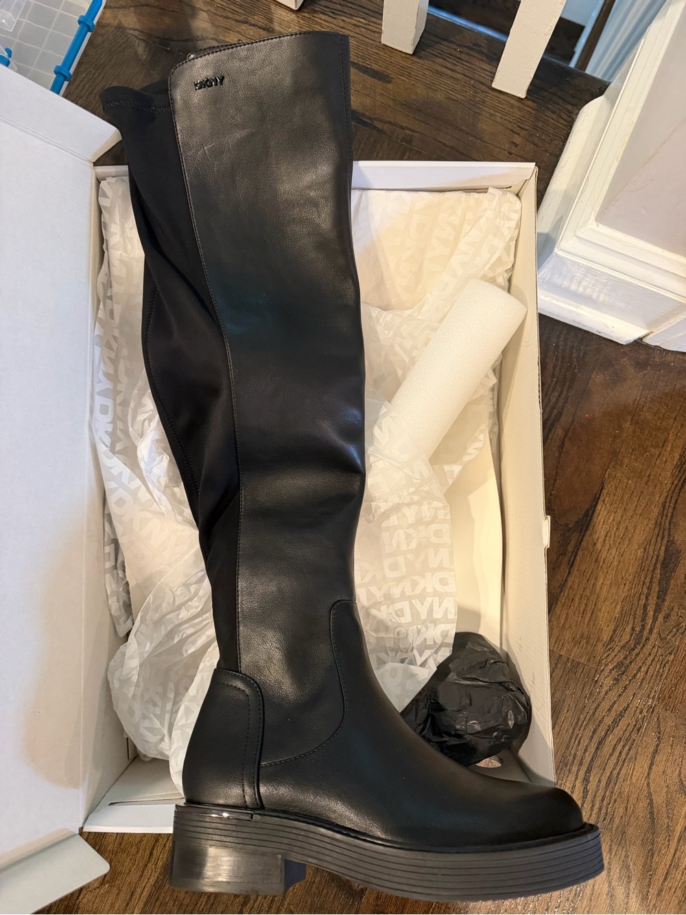 DKNY OVER THE KNEE BOOT WINSLOE